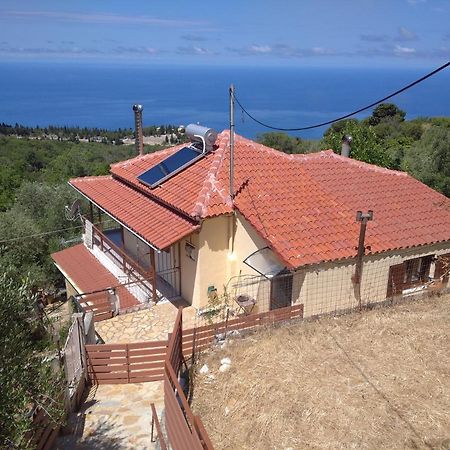 Traditional House With View Drymon Extérieur photo